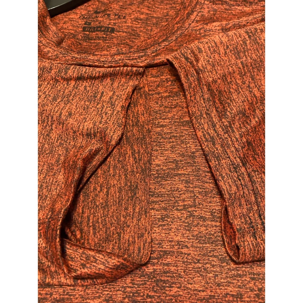 Nike‎ Mens T-Shirt Medium Orange Dri-Fit - Picture 3 of 5
